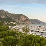 The Originals City, Hotel Frisia, Beaulieu-Sur-Mer 